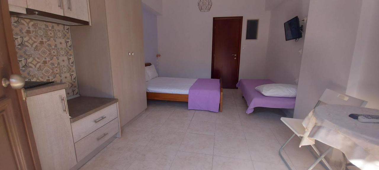 Golden View Apartments Myrina Limnos Extérieur photo